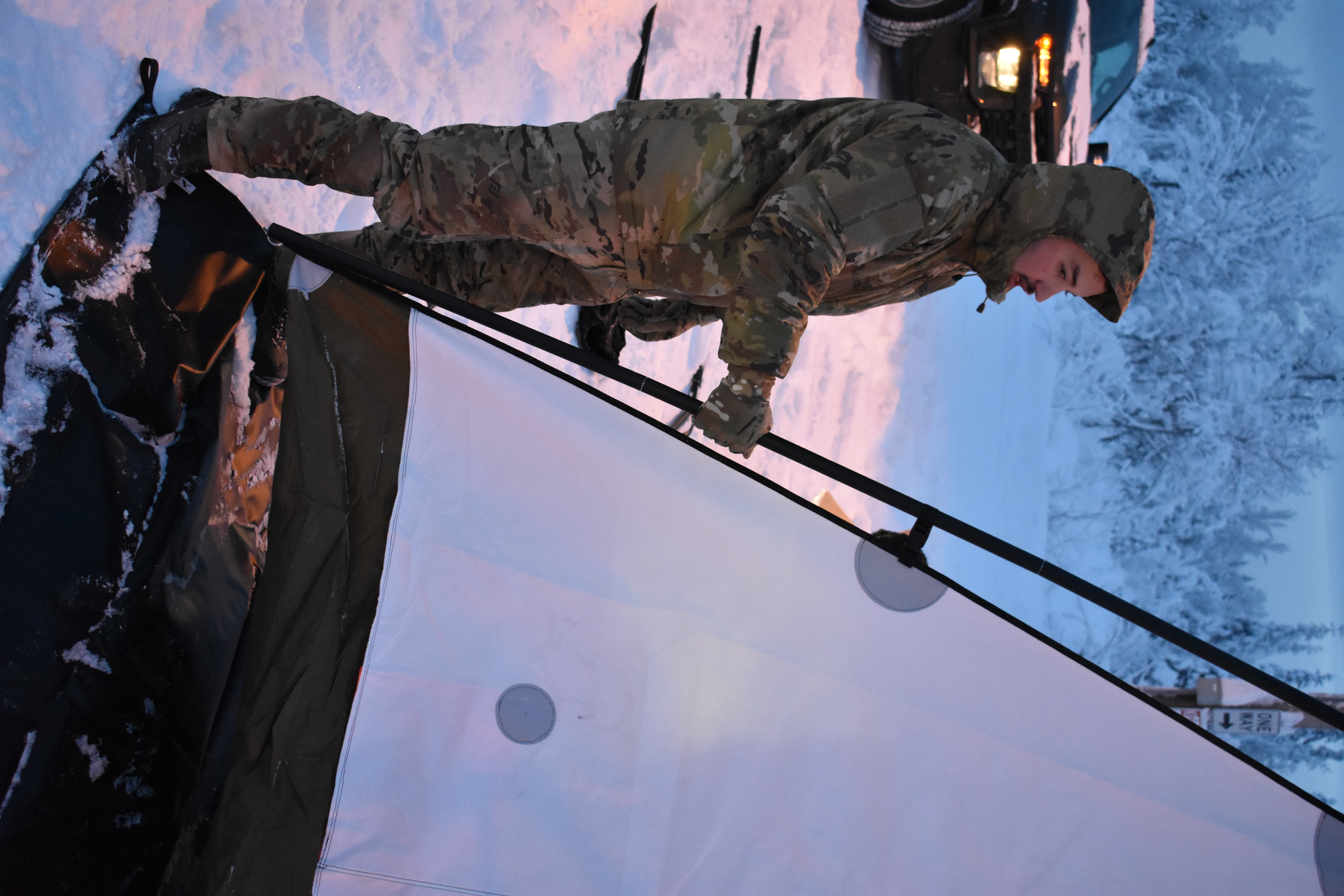 Warfighter testing FrostByte at SOFAM 2026